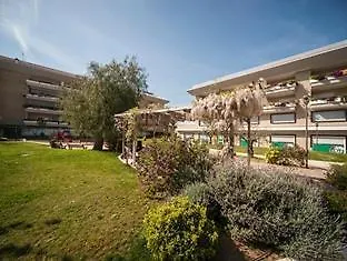 Axa Palace Da Vinci Vitinia